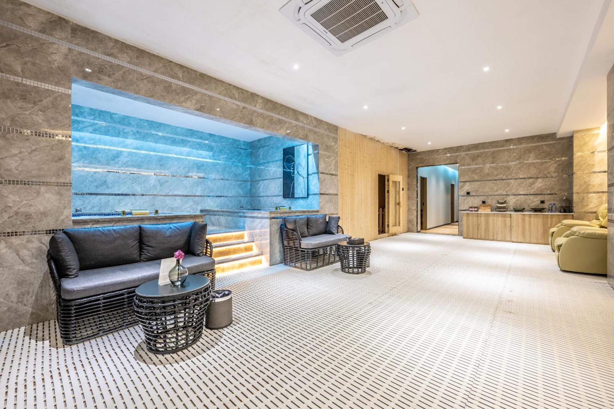 Bole Jing Pin Hotel Сиануквиль Экстерьер фото