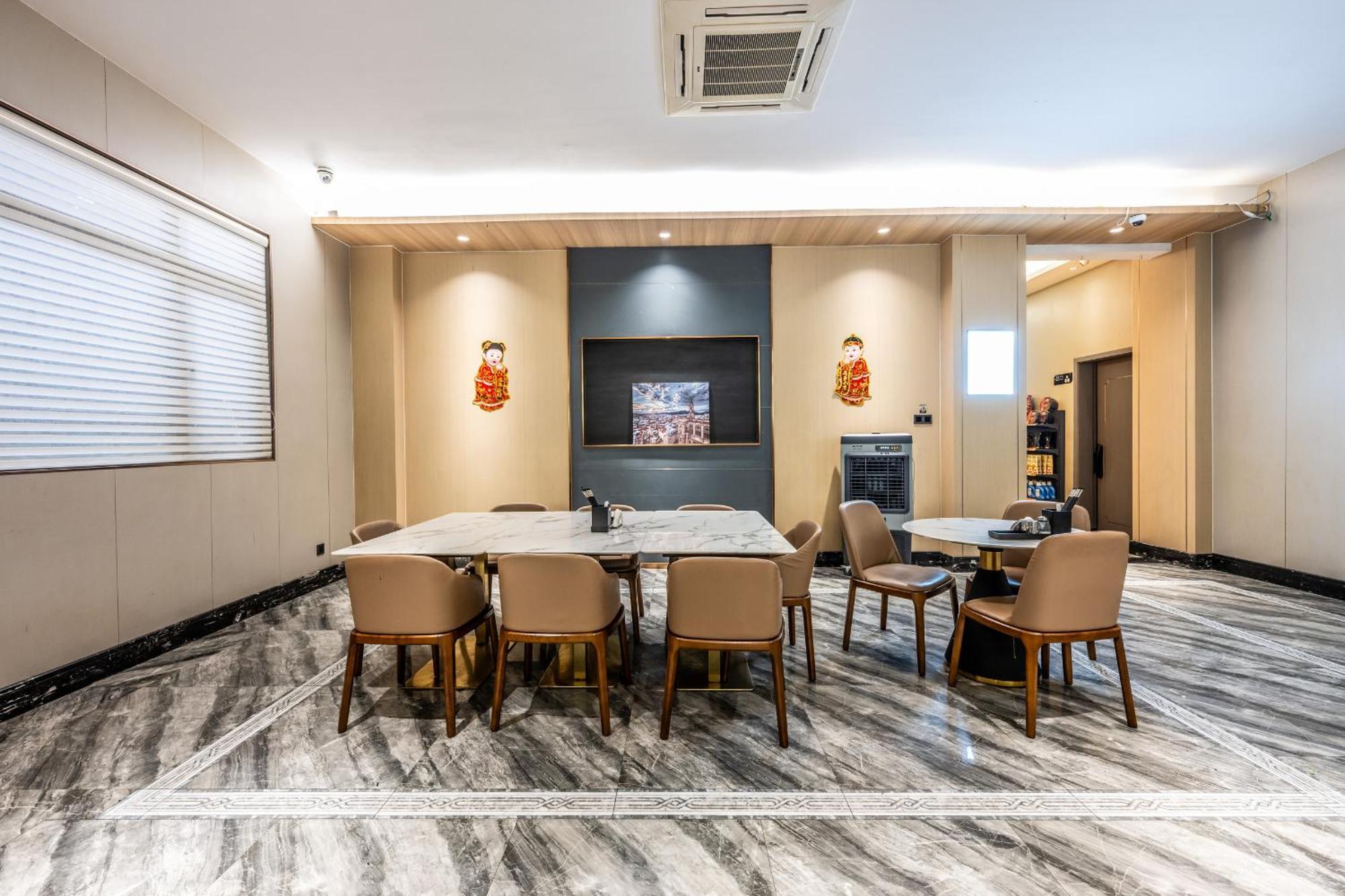 Bole Jing Pin Hotel Сиануквиль Экстерьер фото