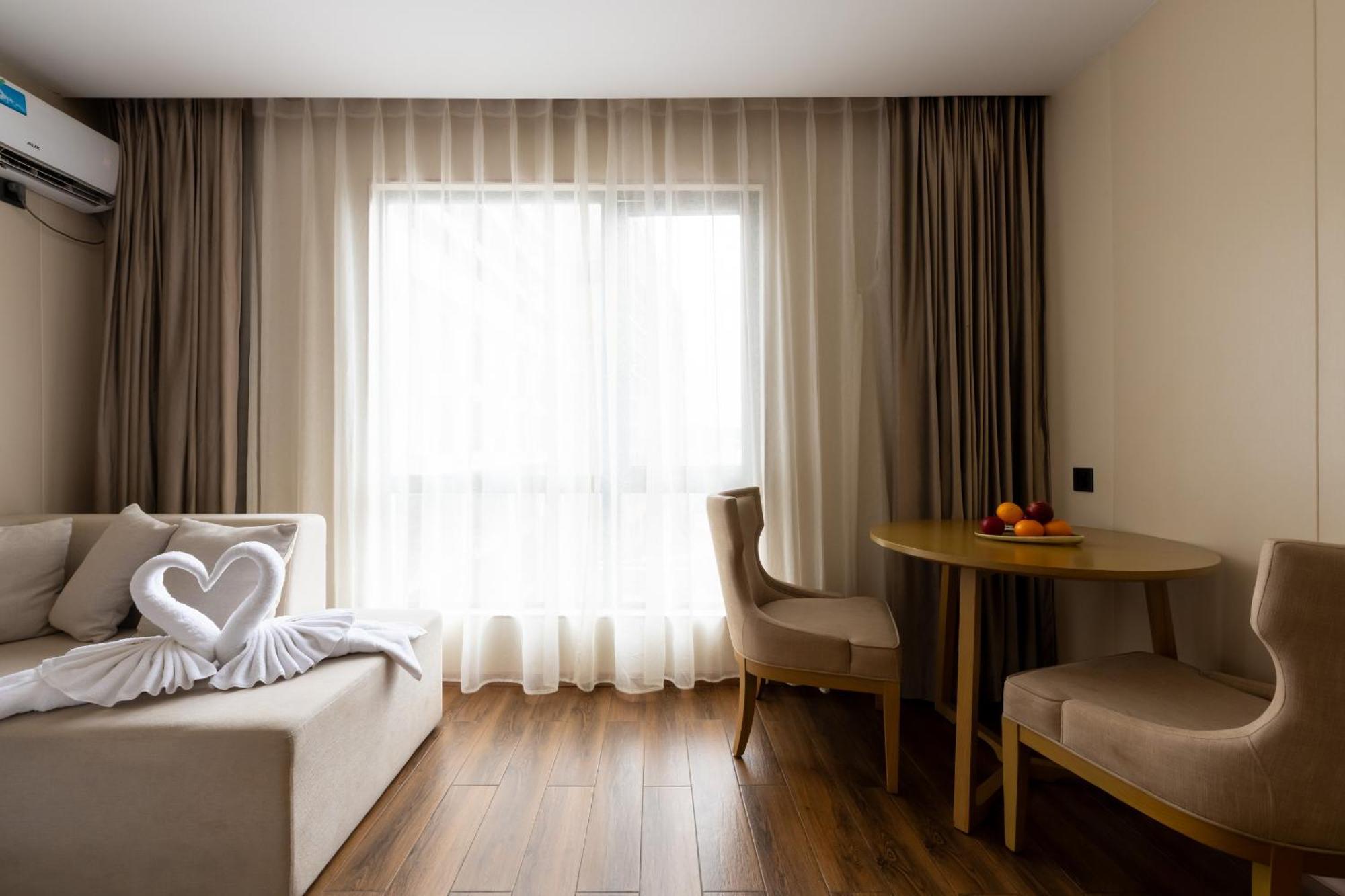 Bole Jing Pin Hotel Сиануквиль Экстерьер фото