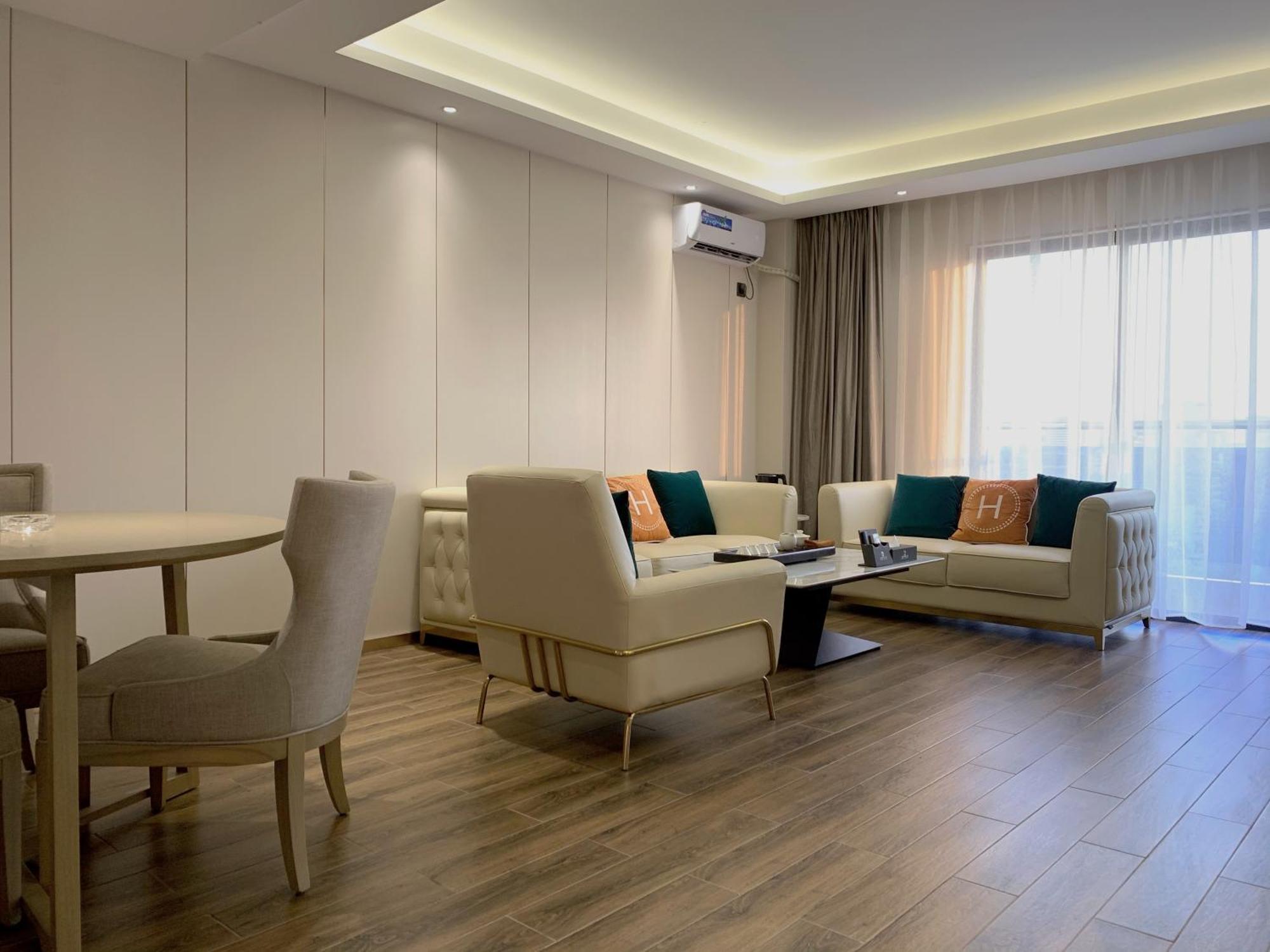 Bole Jing Pin Hotel Сиануквиль Экстерьер фото
